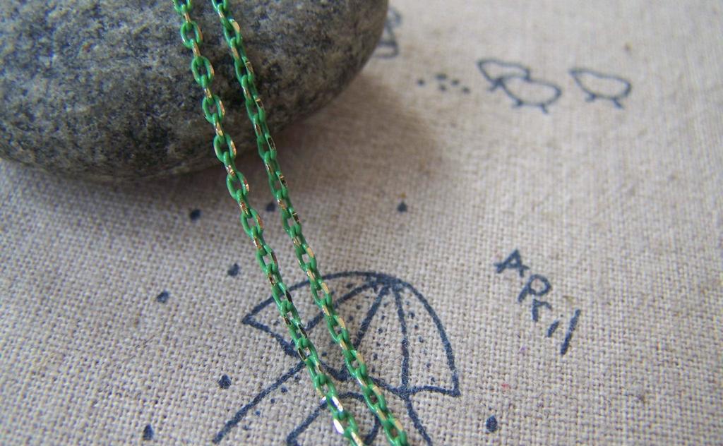 Accessories - 16 Ft (5m) Of Green Textured Brass Oval Cable Chain 1.5x2.2mm A4421