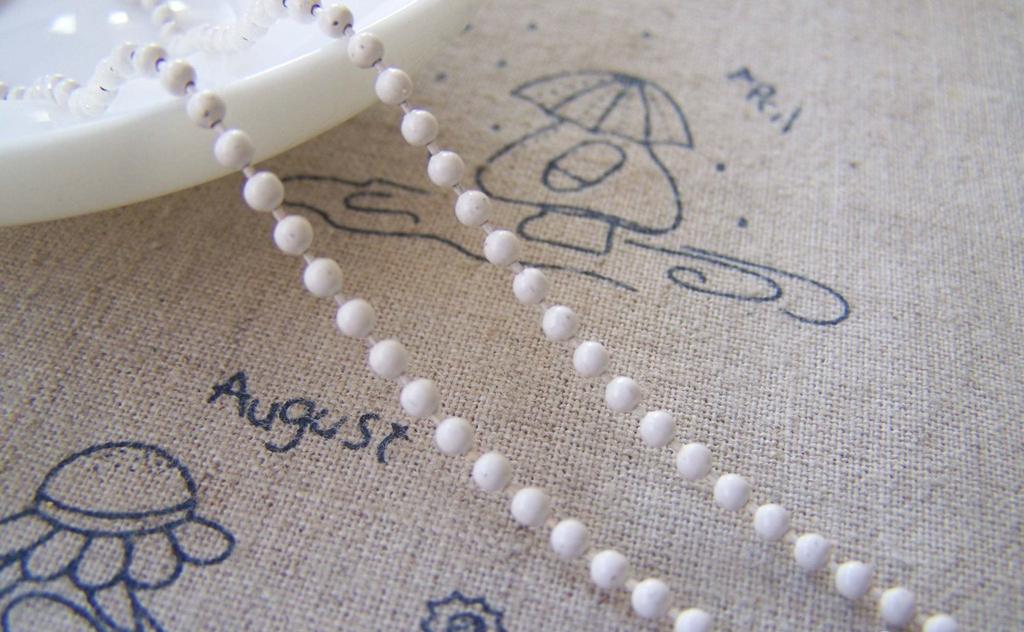 Accessories - 16ft (5m) Of White Electrophoresis Bead Chain 2.4mm A2337