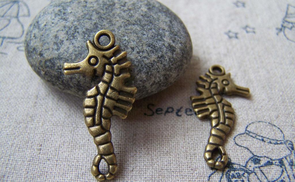 Accessories - 20 Pcs Antique Bronze Seahorse Charms Double Sided 16x32mm A5768