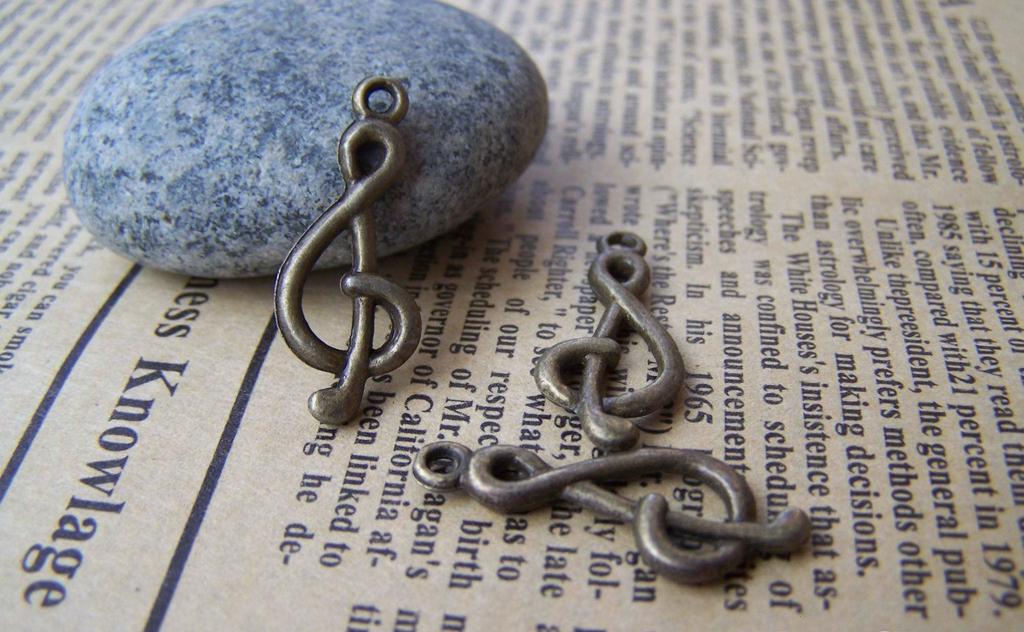 Accessories - 20 Pcs Antique Bronze Treble Clef Music Note Charms 10x26mm A1690