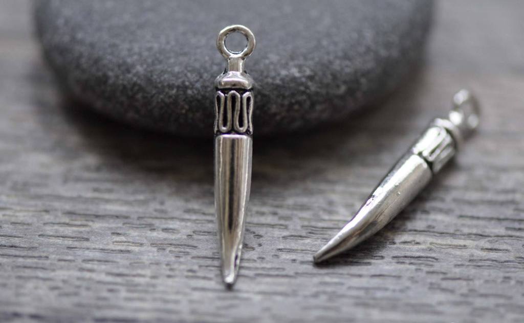 Accessories - 20 Pcs Antique Silver Horn Charms Pendants 26mm A7797