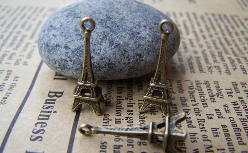 Accessories - 20 Pcs Of Antique Bronze 3D Eiffel Tower Charms 8x23mm A385