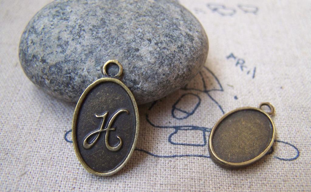 Accessories - 20 Pcs Of Antique Bronze English Letter H Oval Charms 11x16.5mm A3068