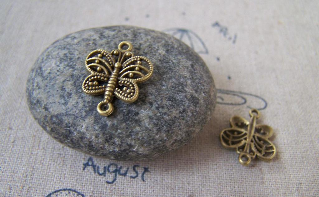 Accessories - 20 Pcs Of Antique Bronze Filigree Butterfly Connector Charms 14x17mm A5362