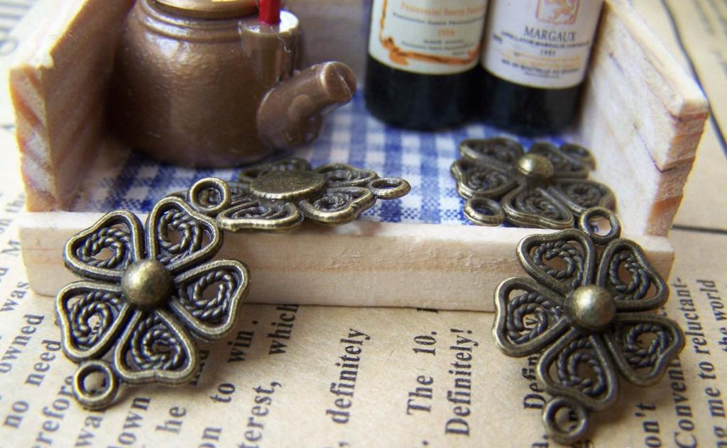 Accessories - 20 Pcs Of Antique Bronze Filigree Flower Connector Charms 15x20mm A2836
