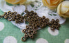 Accessories - 20 Pcs Of Antique Bronze Filigree Six Leaf Flower Connector Charms 10.5x18mm A3327