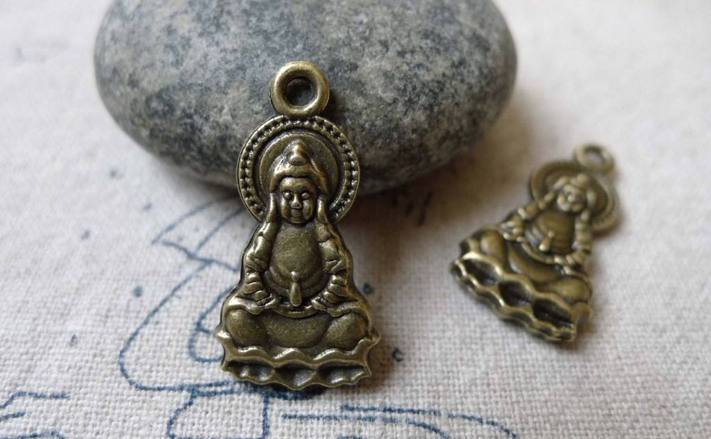 Accessories - 20 Pcs Of Antique Bronze Goddess Of Mercy Guanyin Buddha Charms Pendants 25mm A6579