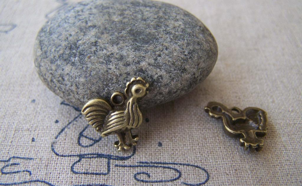 Accessories - 20 Pcs Of Antique Bronze Lovely Cock Rooster Charms 13x15mm A2195
