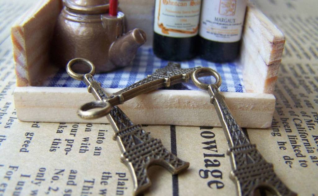 Accessories - 20 Pcs Of Antique Bronze Lovely Flat Eiffel Tower Charms Pendants 12x32mm A1665