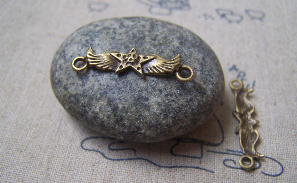 Accessories - 20 Pcs Of Antique Bronze Skull Star Wings Connectors 7x27mm A4913