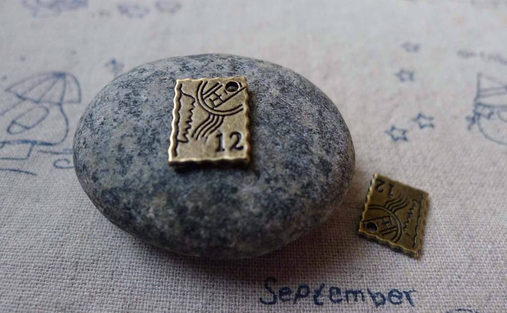 Accessories - 20 Pcs Of Antique Bronze Stamp Charms Double Sided 10x13mm A5555