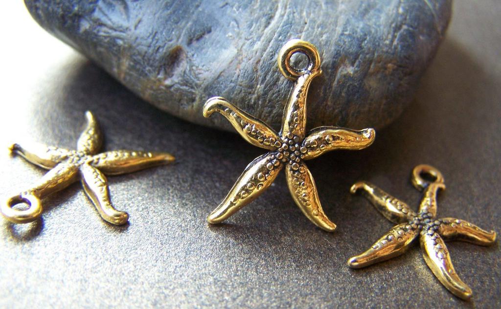 Accessories - 20 Pcs Of Antique Gold Textured Starfish Charms 16x20mm A1140