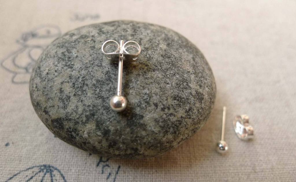 Accessories - 20 Pcs Of Antique Silver Brass Earring Stud Posts With Stopper Steel Pin 3x13mm A6235