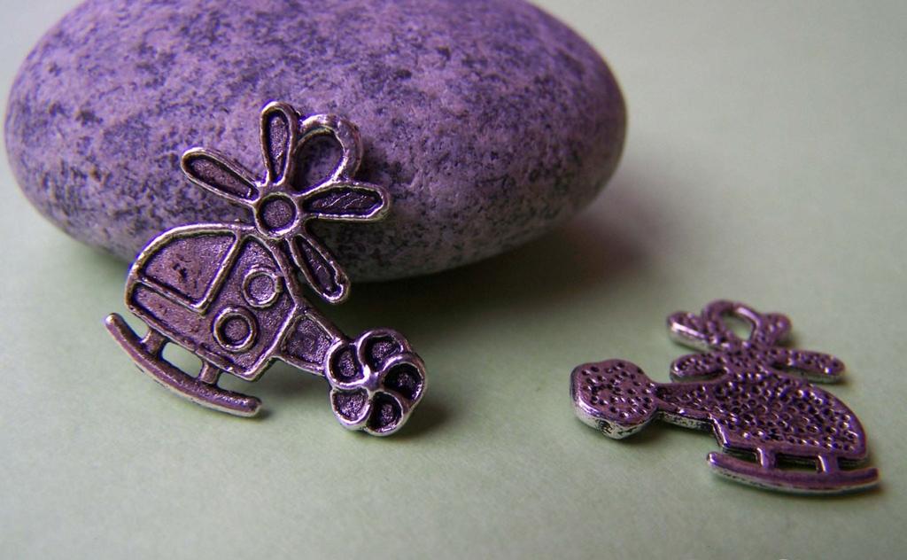 Accessories - 20 Pcs Of Antique Silver Chopper Helicopter Charms 17mm A3137