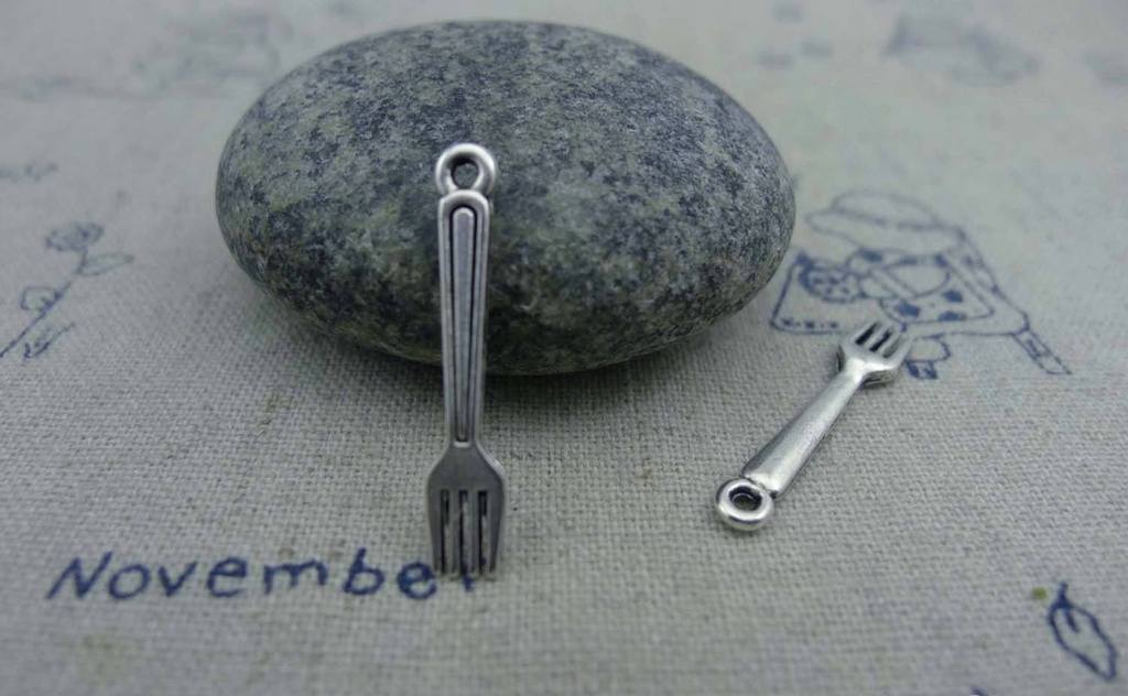 Accessories - 20 Pcs Of Antique Silver Dinner Fork Charms 4.5x25mm A857
