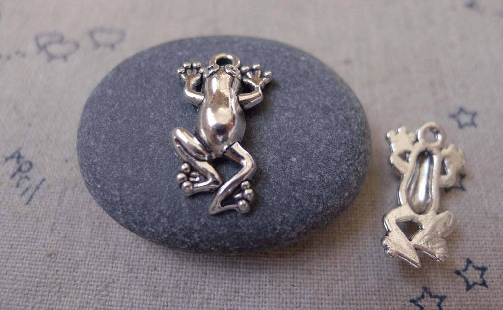 Accessories - 20 Pcs Of Antique Silver Filigree Leaping Frog Charms 12x20mm A7467