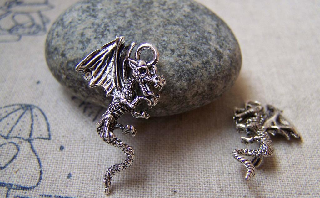 Accessories - 20 Pcs Of Antique Silver Flying Dragon Charms Pendant 15x28mm A5798