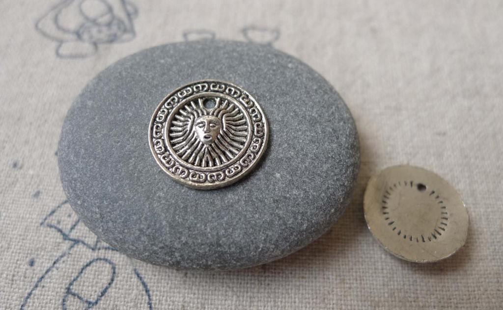 Accessories - 20 Pcs Of Antique Silver God Of Sun Face Charms Pendants 14.5mm A7035