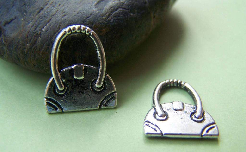 Accessories - 20 Pcs Of Antique Silver Handbag Charms Pendants 14x16mm A882