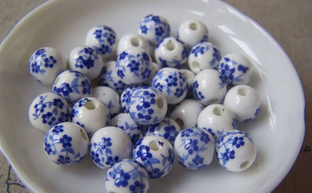 Accessories - 20 Pcs Of Hand Painted Chinese Blue Flower Ceramic Round Beads 10mm A4554