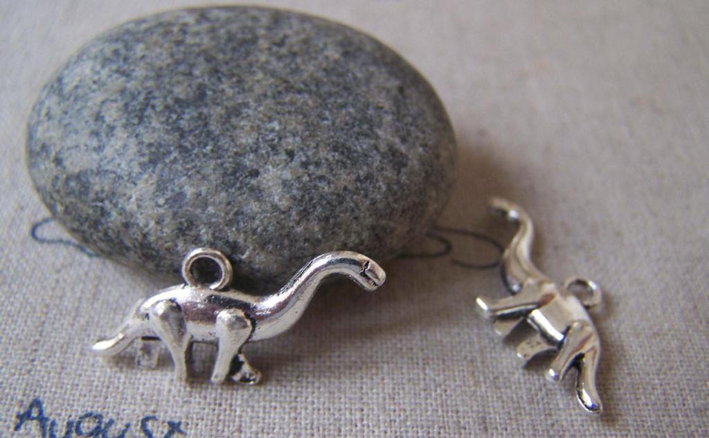 Accessories - 20 Pcs Of Tibetan Silver 3D Dinosaur Charms 12x27mm A4316