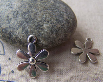 Accessories - 20 Pcs Of Tibetan Silver Antique Silver 6 Leaf Flower Charms    14mm  A3848