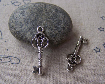 Accessories - 20 Pcs Of Tibetan Silver Antique Silver Skeleton Key Charms 10x30mm A1311