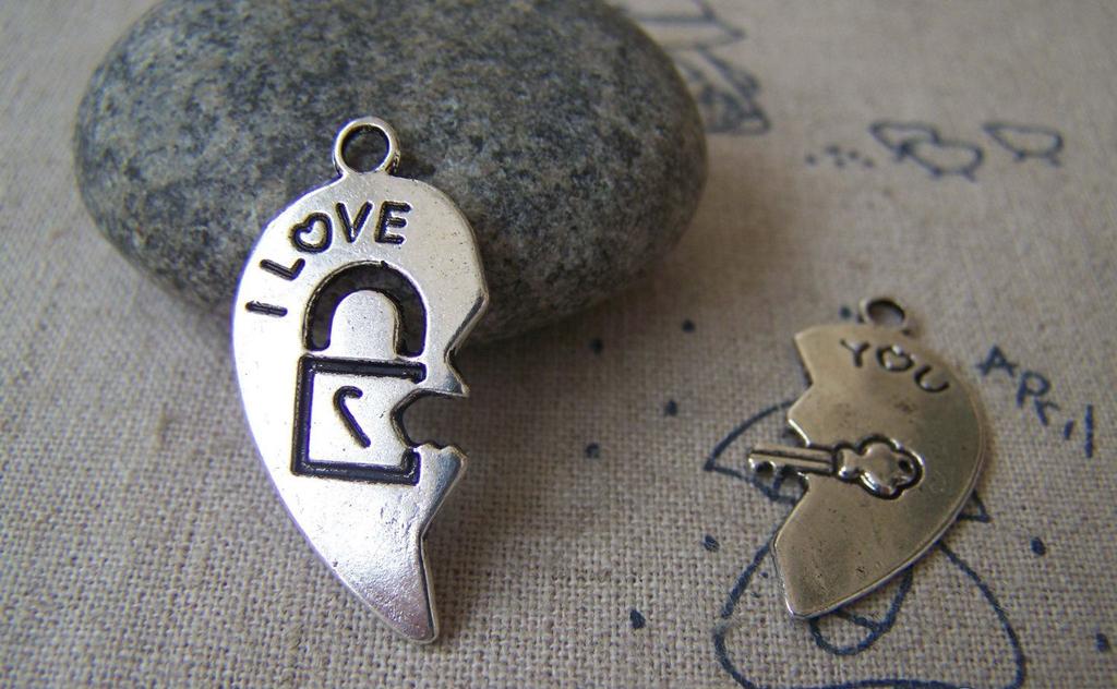 Accessories - 3 Sets (6 Pcs) Of Antique Silver Lock Heart Charms Pendants 15x30mm A578