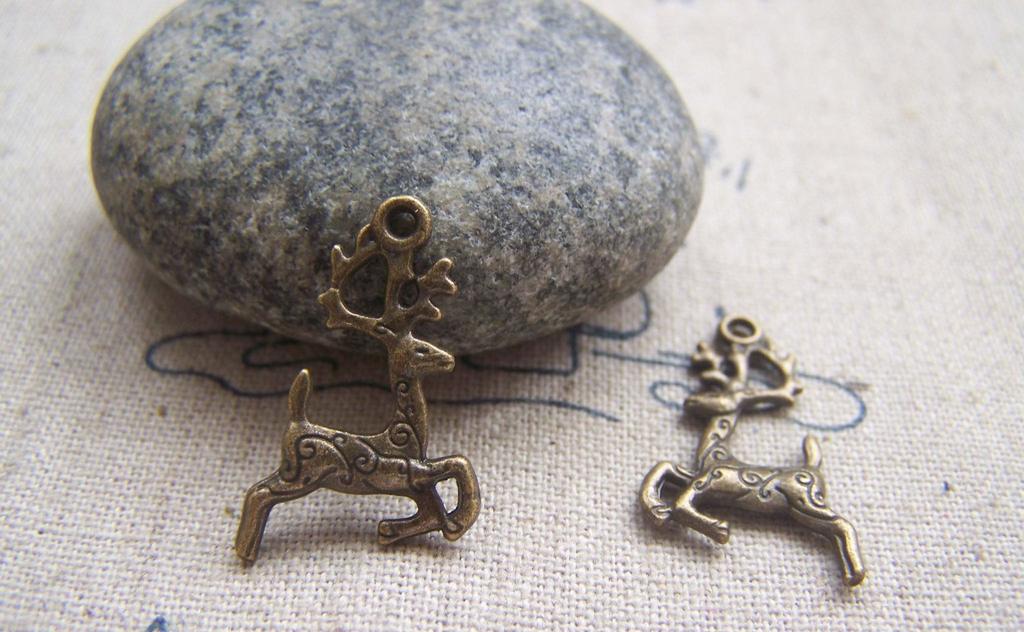 Accessories - 30 Pcs Of Antique Bronze Deer Charms 14x22mm A1073