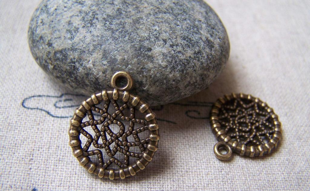 Accessories - 30 Pcs Of Antique Bronze Filigree Round Flower Charms 16mm A5760
