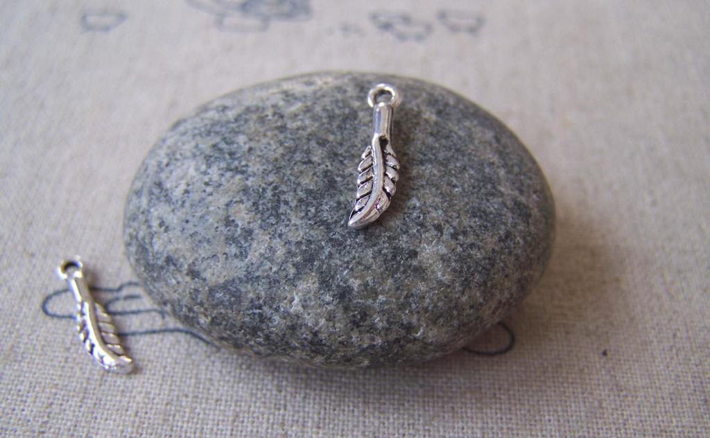 Accessories - 30 Pcs Of Antique Silver Leaf Charms 4.5x16mm A3968