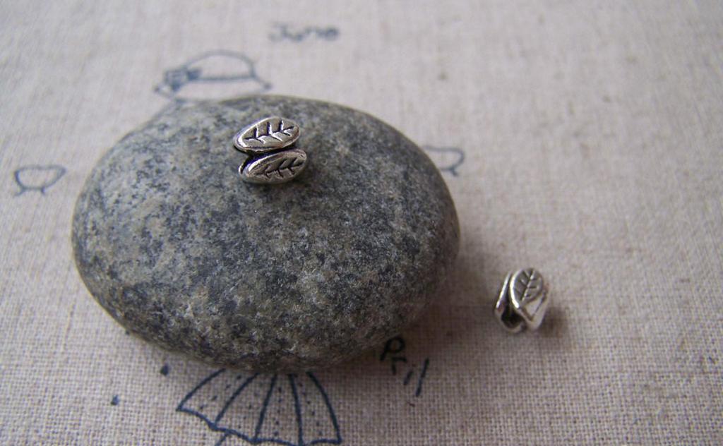 Accessories - 30 Pcs Of Tibetan Silver Antique Silver 3D Tree Leaf Spacer Bead Charms 5.3x6.5mm A3893