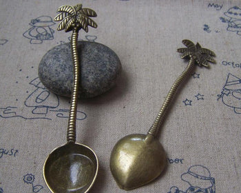 Accessories - 4 Pcs Of Antique Bronze Coconut Tree Spoon Pendants 25x101mm A4908