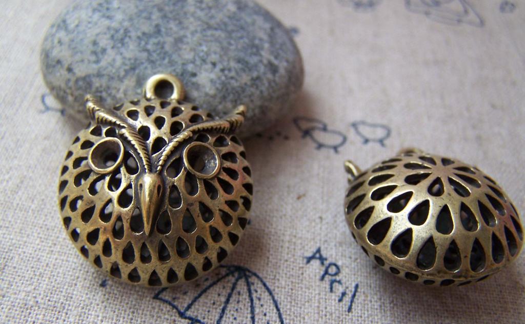 Accessories - 4 Pcs Of Antique Bronze Filigree 3D Owl Head Pendants 26mm A127