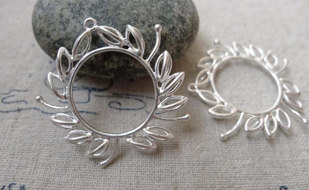 Accessories - 4 Pcs Of Matte Silver Brass Leaf Ring Charms 28x30mm A6677