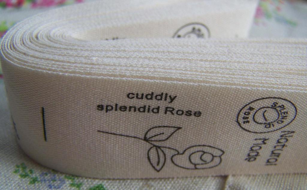Accessories - 5.46 Yards (5 Meters) Little Gorgeous Garden Print Cotton Ribbon Label String A2674