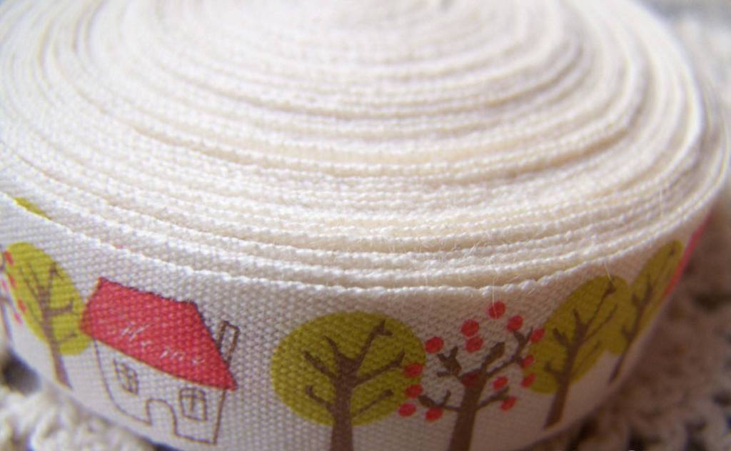 Accessories - 5.46 Yards (5 Meters) Lovely Tree And House Print Cotton Ribbon Label String A2655