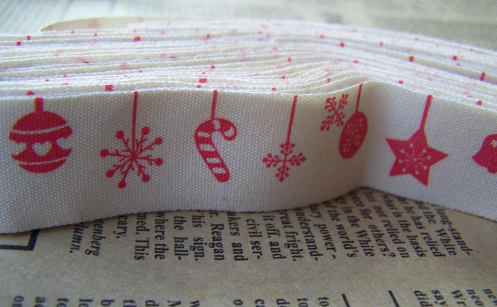 Accessories - 5.46 Yards (5 Meters) Pink Christmas Print Cotton Ribbon Label String A2639