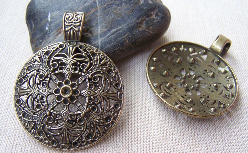 Accessories - 5 Pcs Of Antique Bronze Filigree Flower Round Pendant Charms 46x60mm A3308