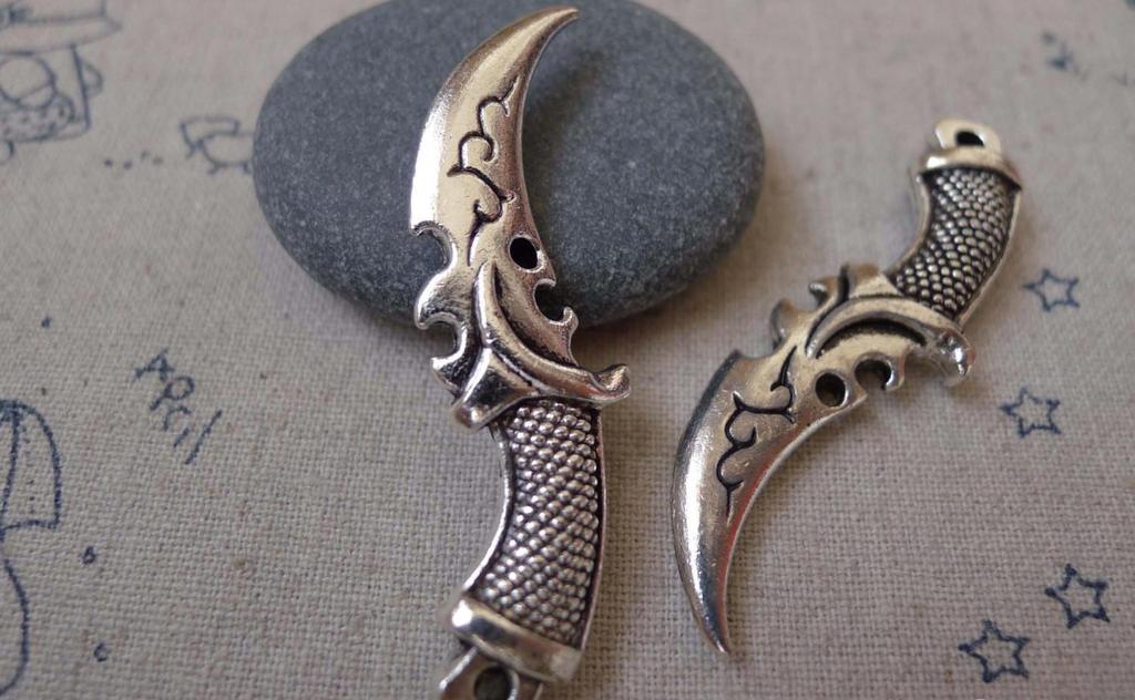 Accessories - 5 Pcs Of Antique Silver 3D Knife Charms 14x47mm A7471