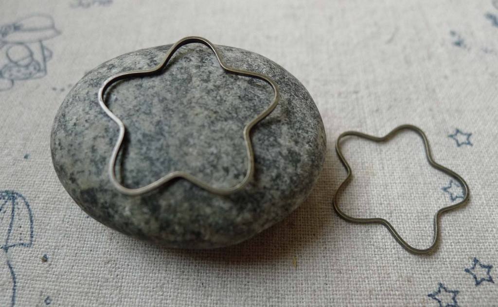 Accessories - 50 Pcs Of Antique Bronze Brass Plum Flower Rings 25mm A6288