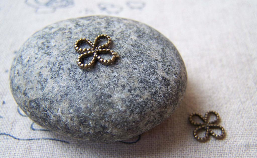 Accessories - 50 Pcs Of Antique Bronze Tiny Coiled Chinese Knot Flower Charms 8mm A5652