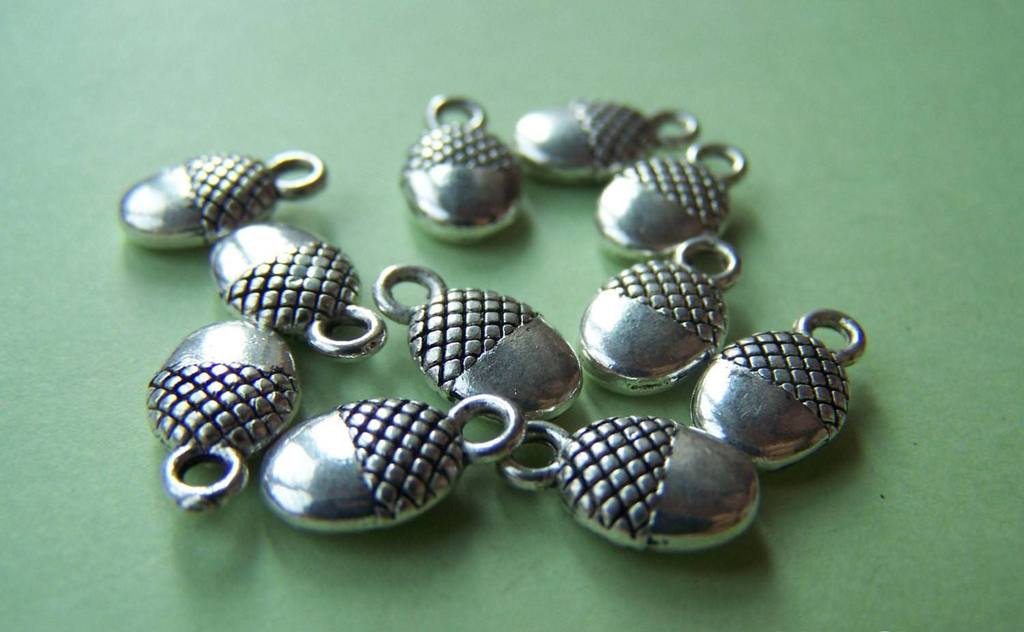 Accessories - 50 Pcs Of Antique Silver 3D Pineapple Charms 7x12mm A1129