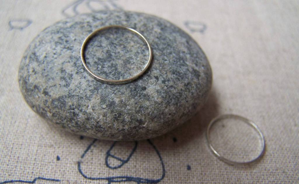 Accessories - 50 Pcs Of Platinum White Gold Tone Brass Seamless Rings 14mm 19gauge A2139