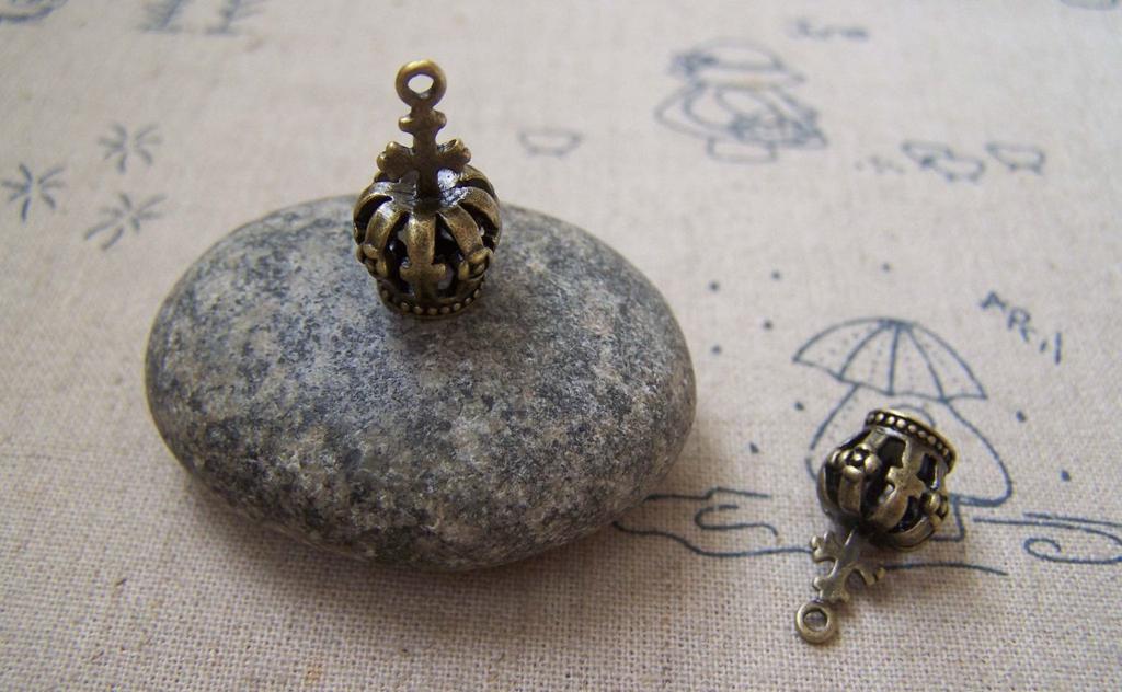 Accessories - 6 Pcs Antique Bronze 3D Crown Charms 10x19mm A5213
