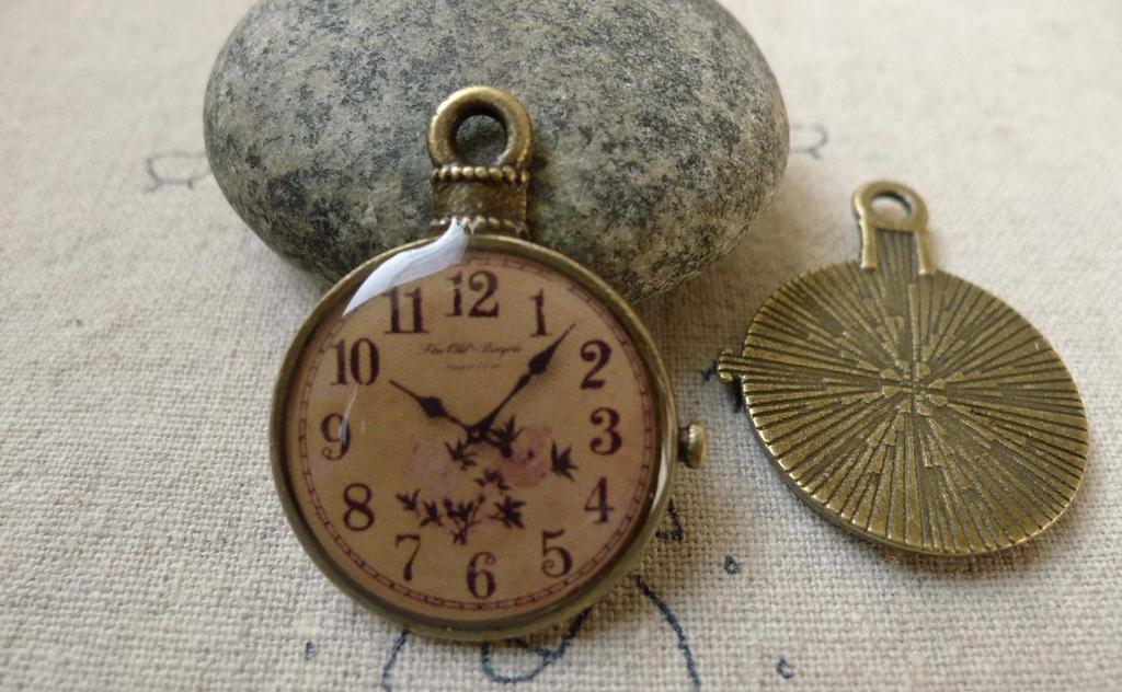 Accessories - 6 Pcs Of Antique Bronze Enamel Clock Charms Size 25x32mm A6447