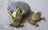 Accessories - 6 Pcs Of Antique Bronze Skull And Crossbones Charms 30x35mm A4973