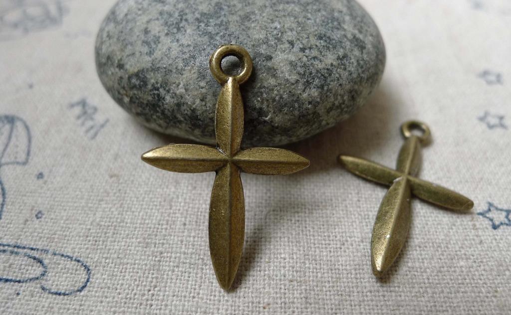 Accessories - Antique Bronze Cross Charms 19x28mm Set Of 20 Pcs A5993