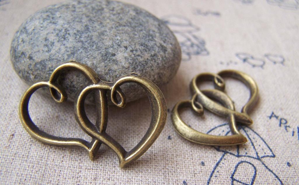 Accessories - Antique Bronze Double Heart Charms Two Hearts Pendants 20x32mm Set Of 10 A1521
