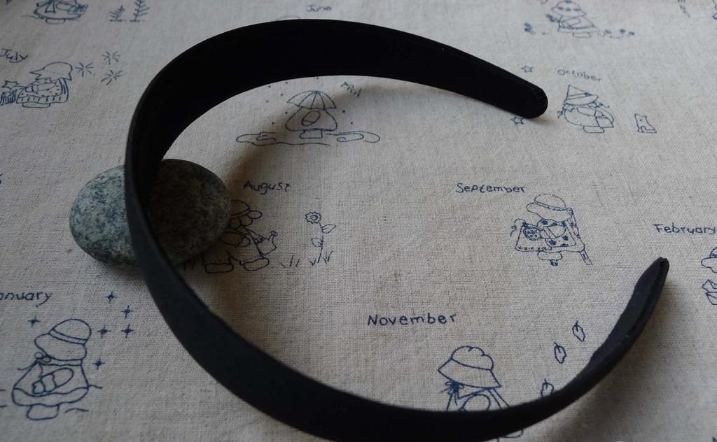 Accessories - Black Headband Matte Black Silk Covered Plasitc Hair Band 25mm Set Of 5 Pcs A5469